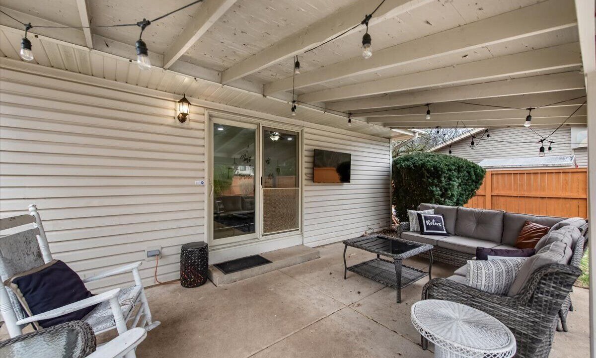 Photo of Patio Balcony in Crystal Lake