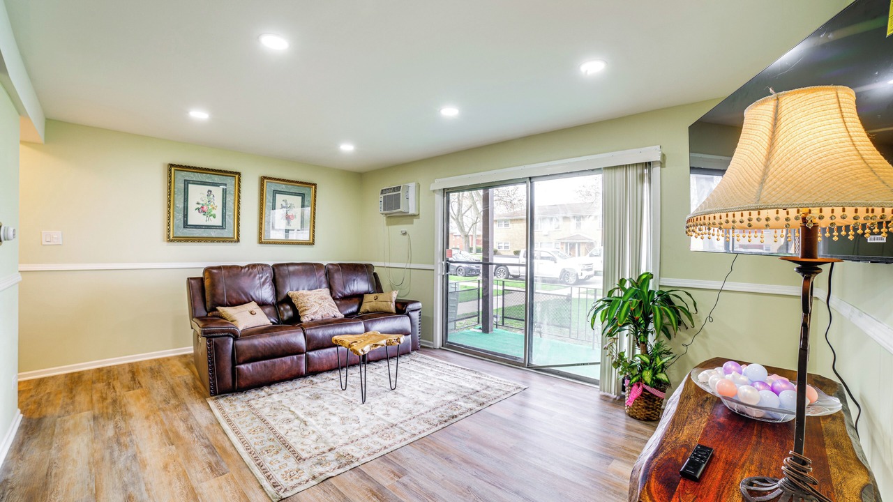Photo of Bedroom in Homewood