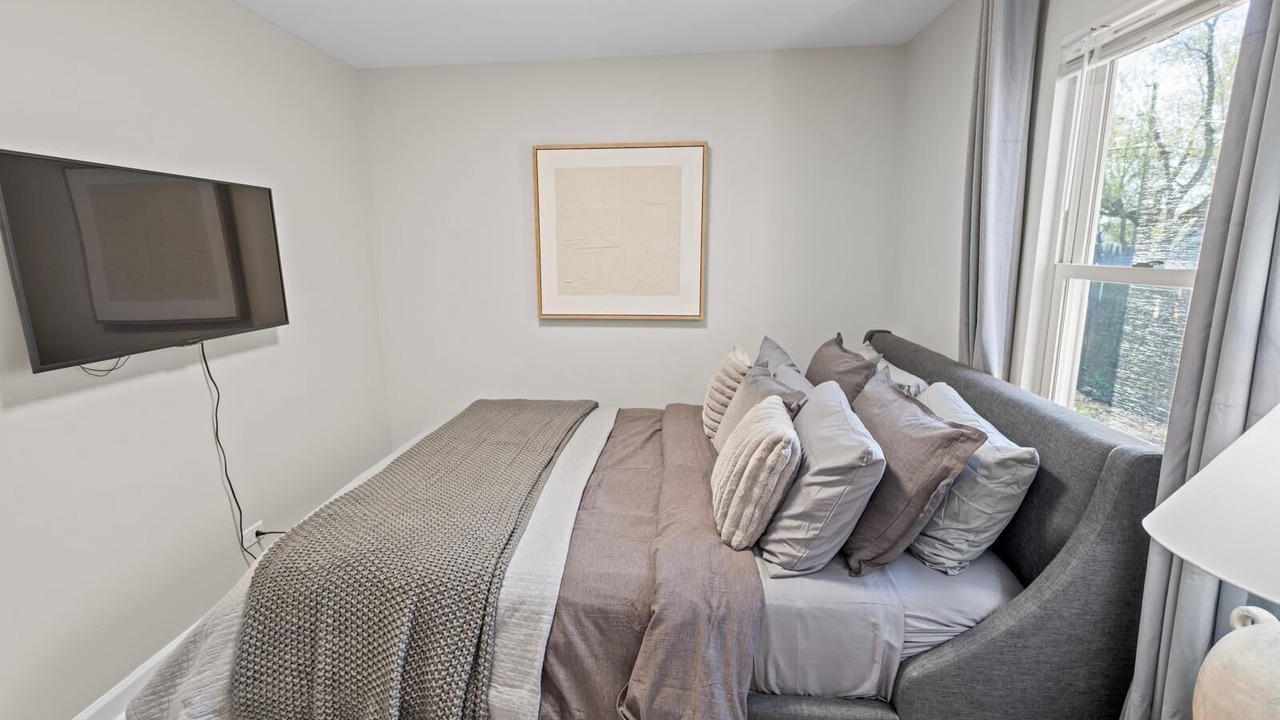 Photo of Bedroom in North Shore