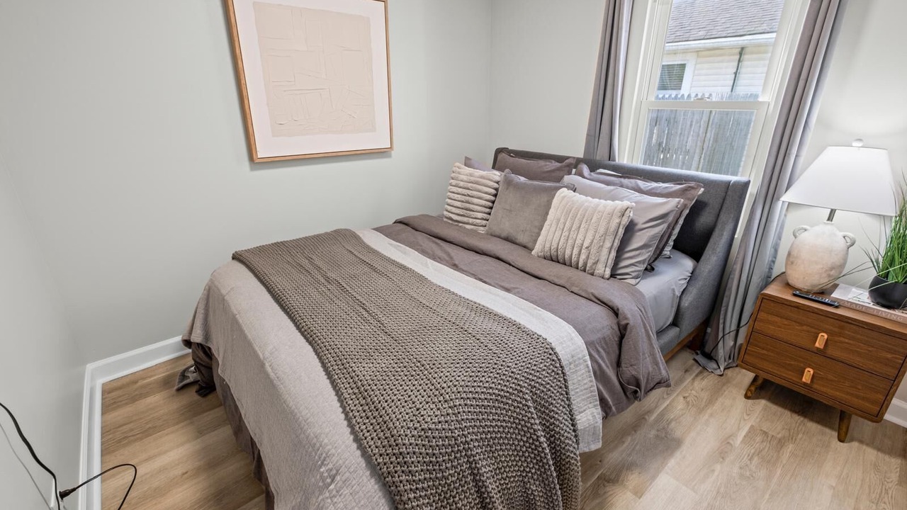 Photo of Bedroom in North Shore