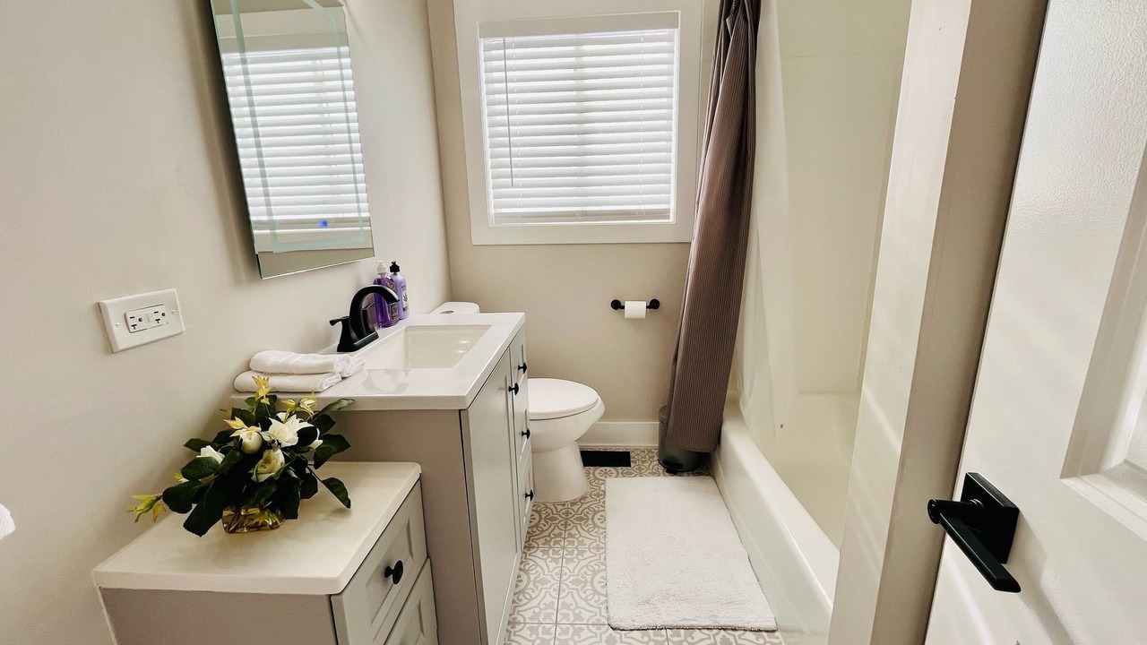 Photo of Bathroom in Glendale Heights