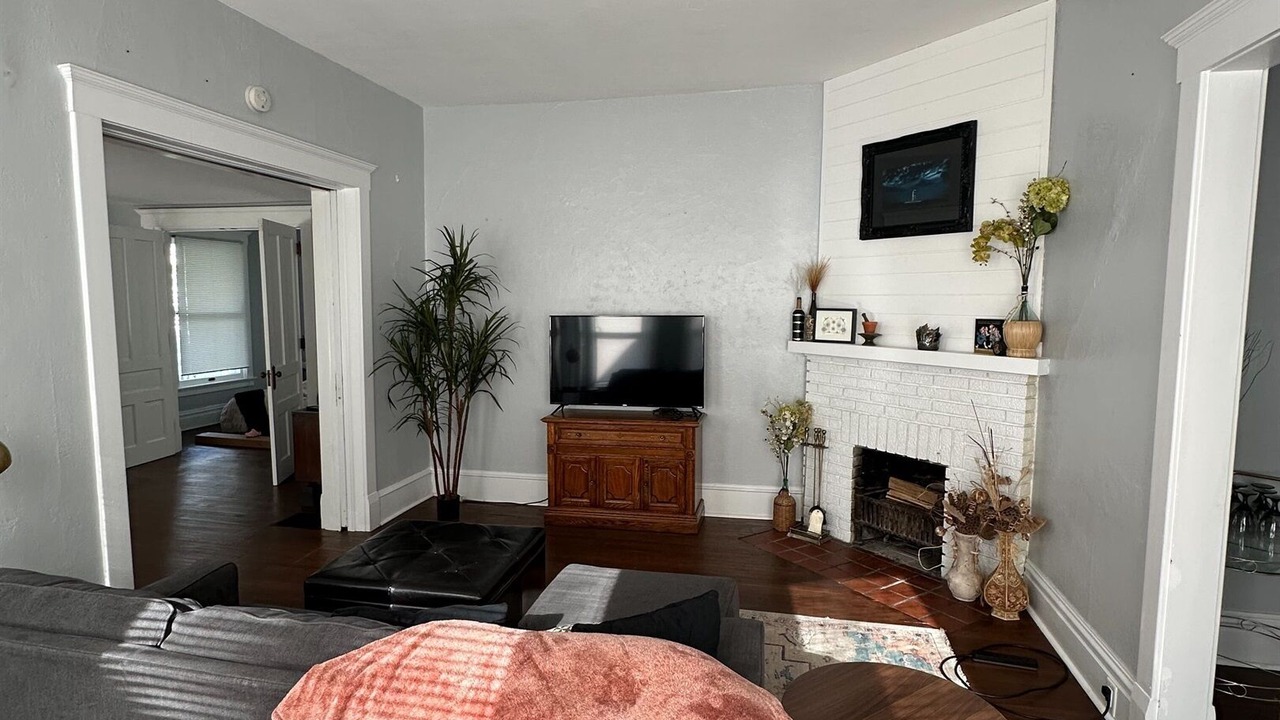 Photo of Livingroom in Bloomington