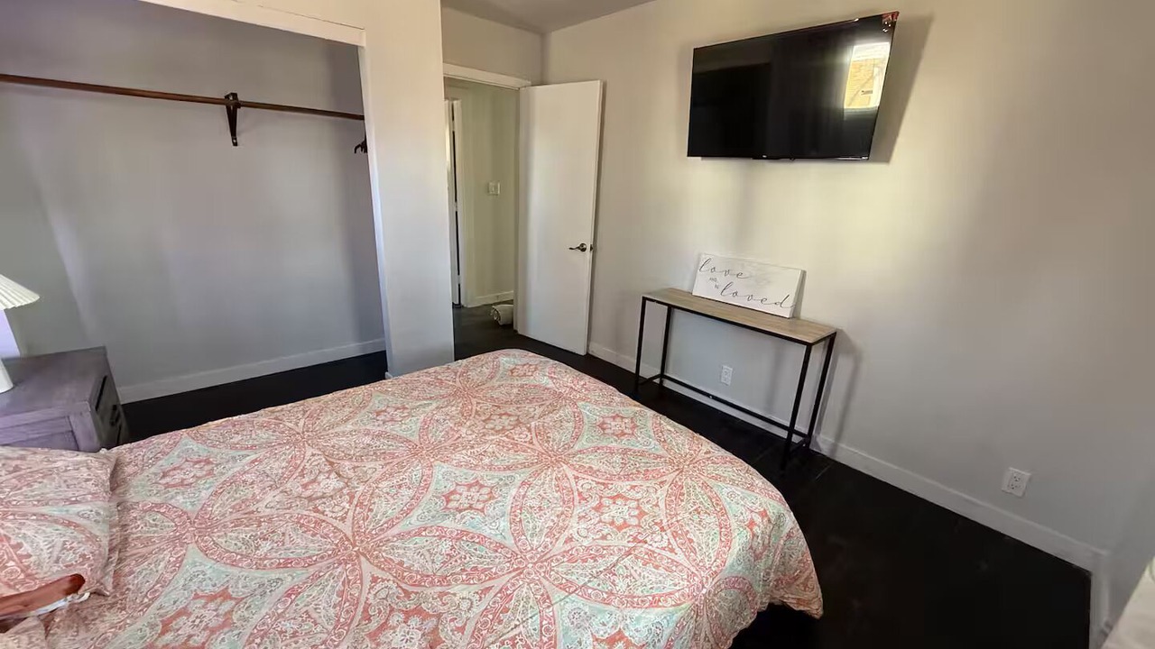 Photo of Bedroom in Dixon