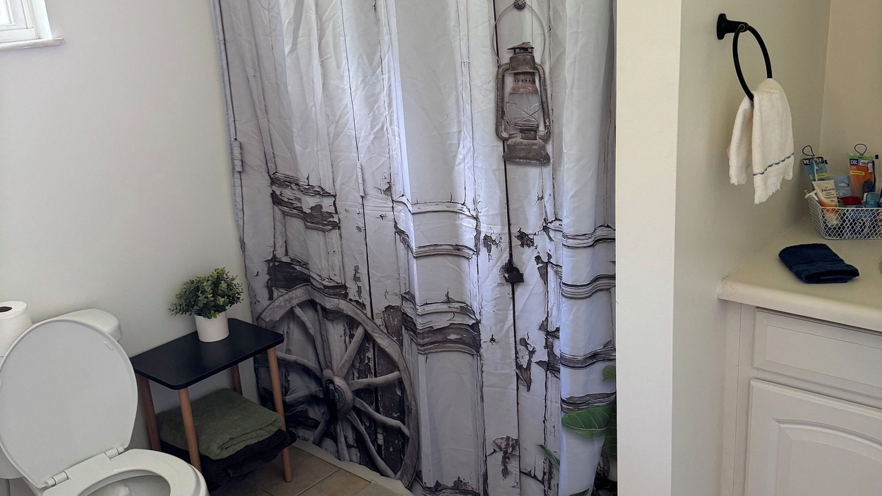 Photo of Bathroom in West City