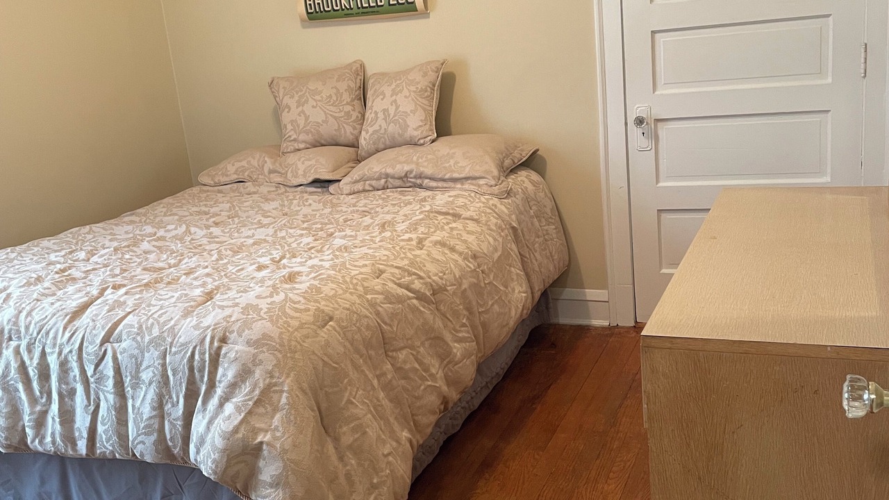 Photo of Bedroom in Brookfield