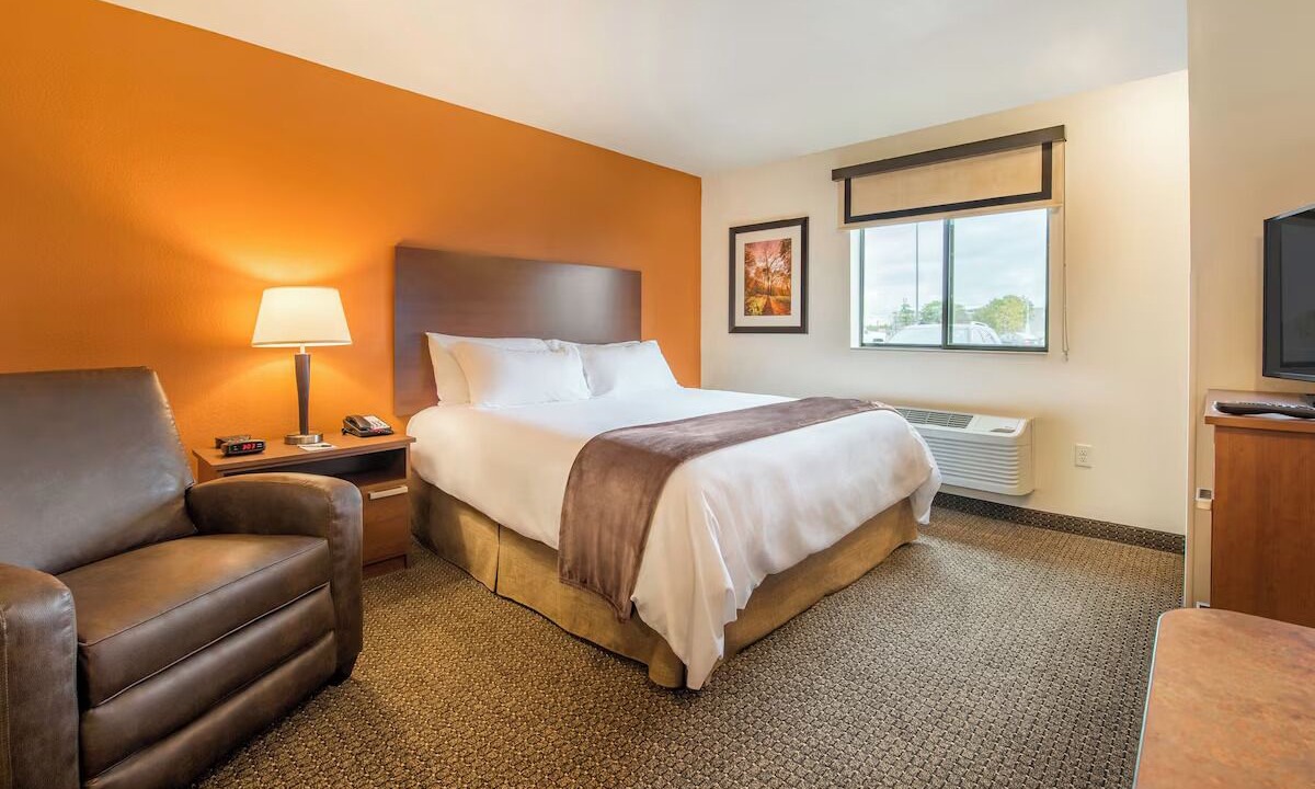Photo of Bedroom in North Aurora