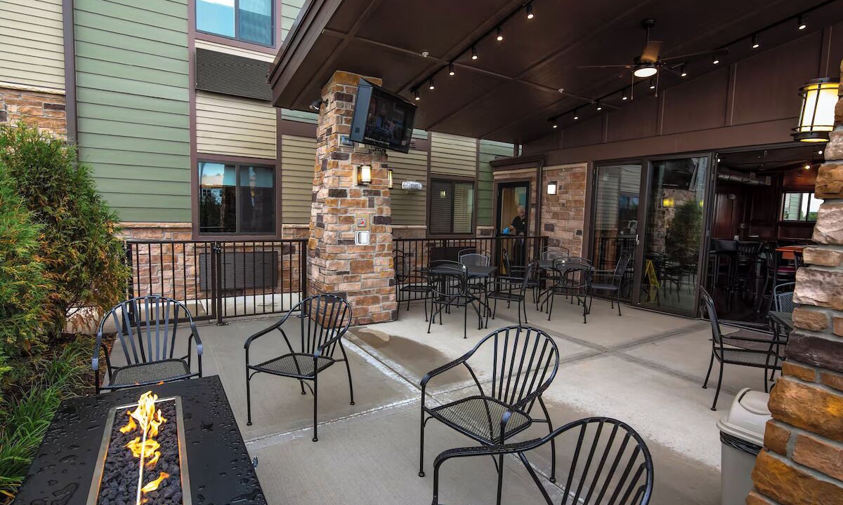 Photo of Outdoor in North Aurora