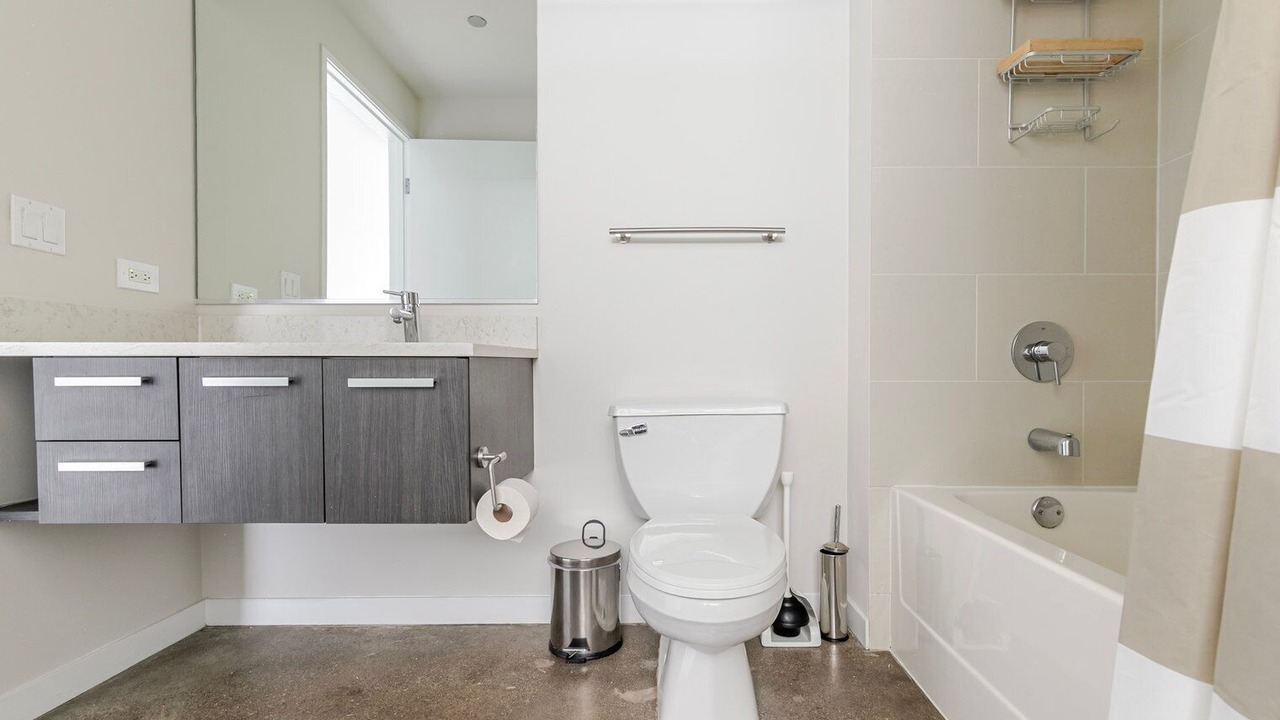 Photo of Bathroom in West Loop