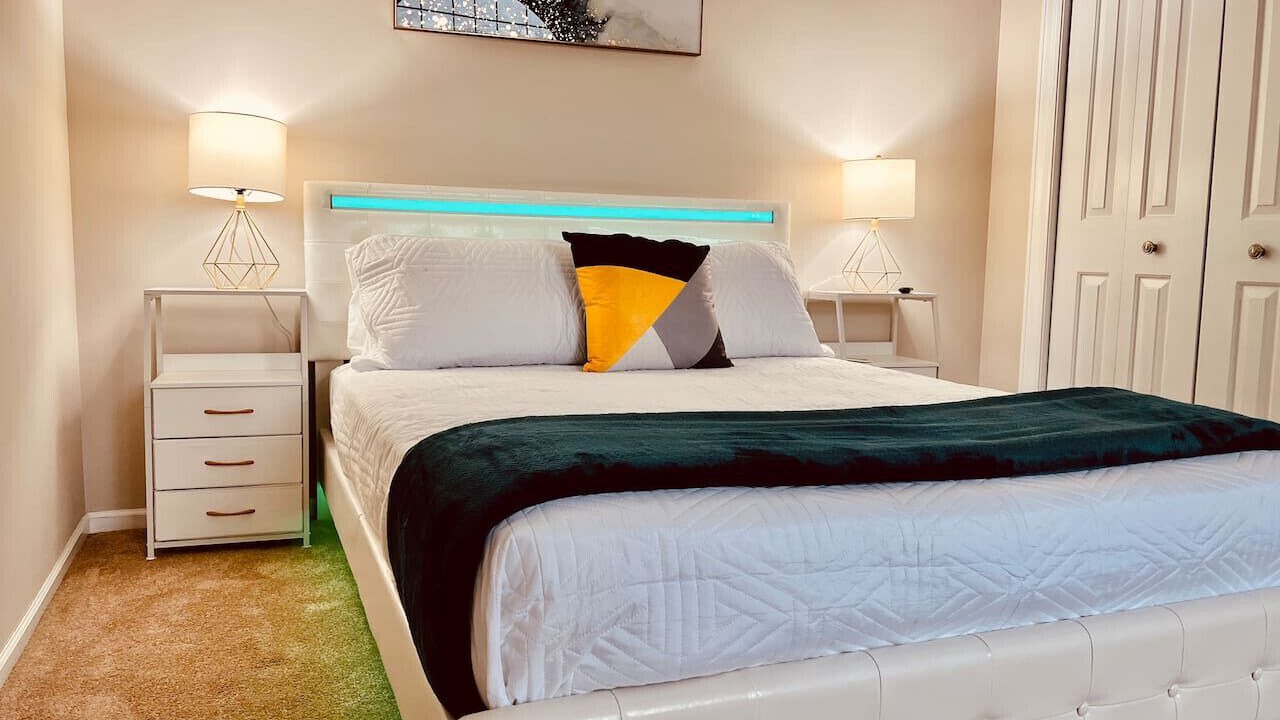 Photo of Bedroom in Fox Valley