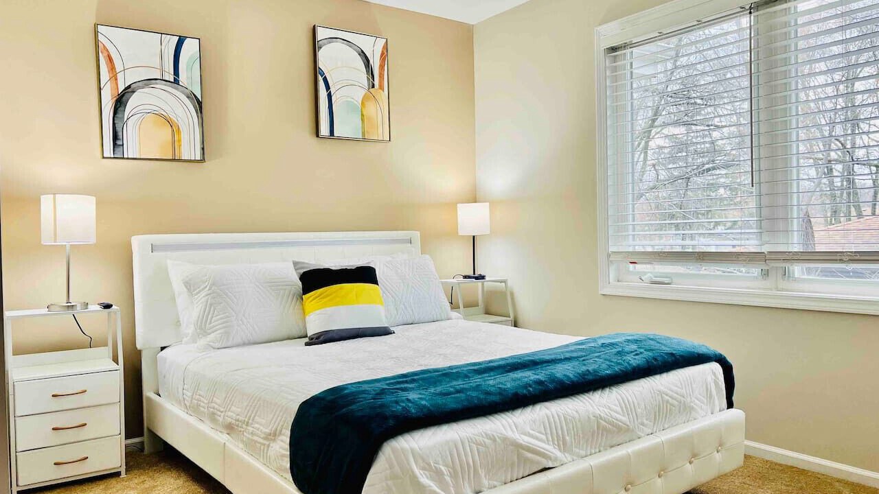 Photo of Bedroom in Fox Valley