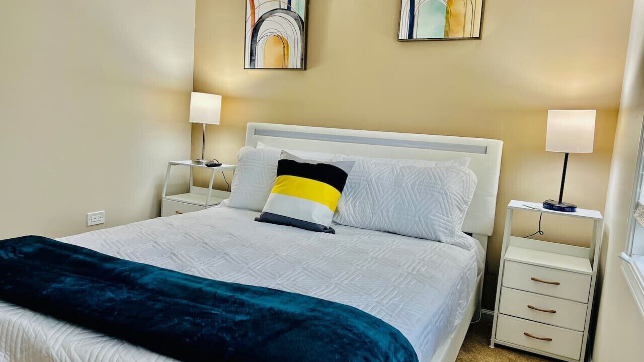 Photo of Bedroom in Fox Valley
