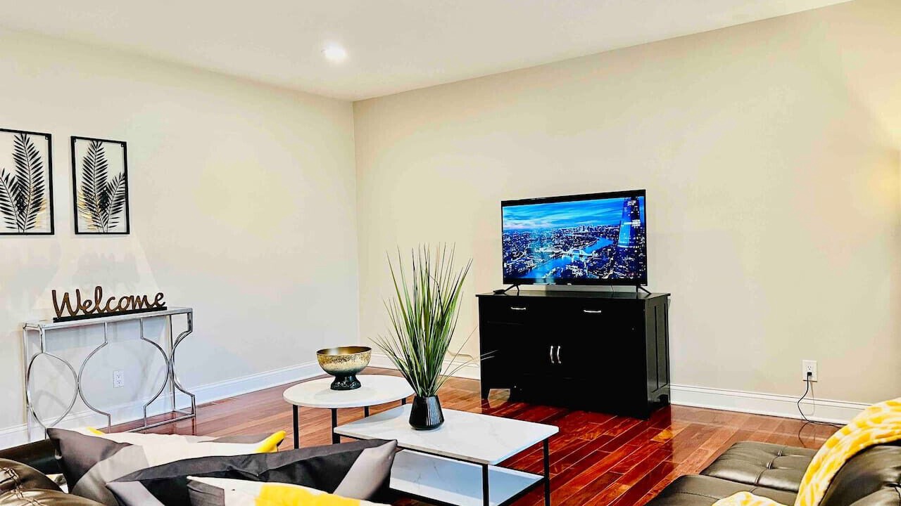 Photo of Livingroom in Fox Valley