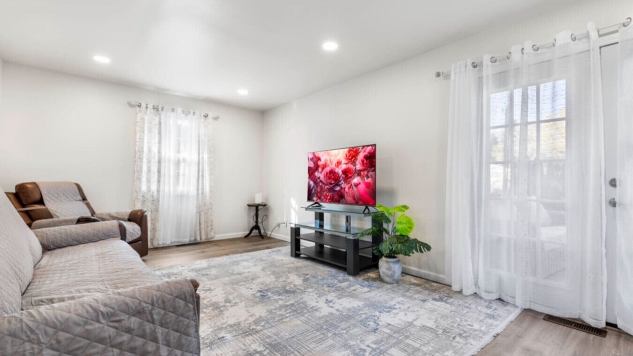 Photo of Livingroom in Rockford