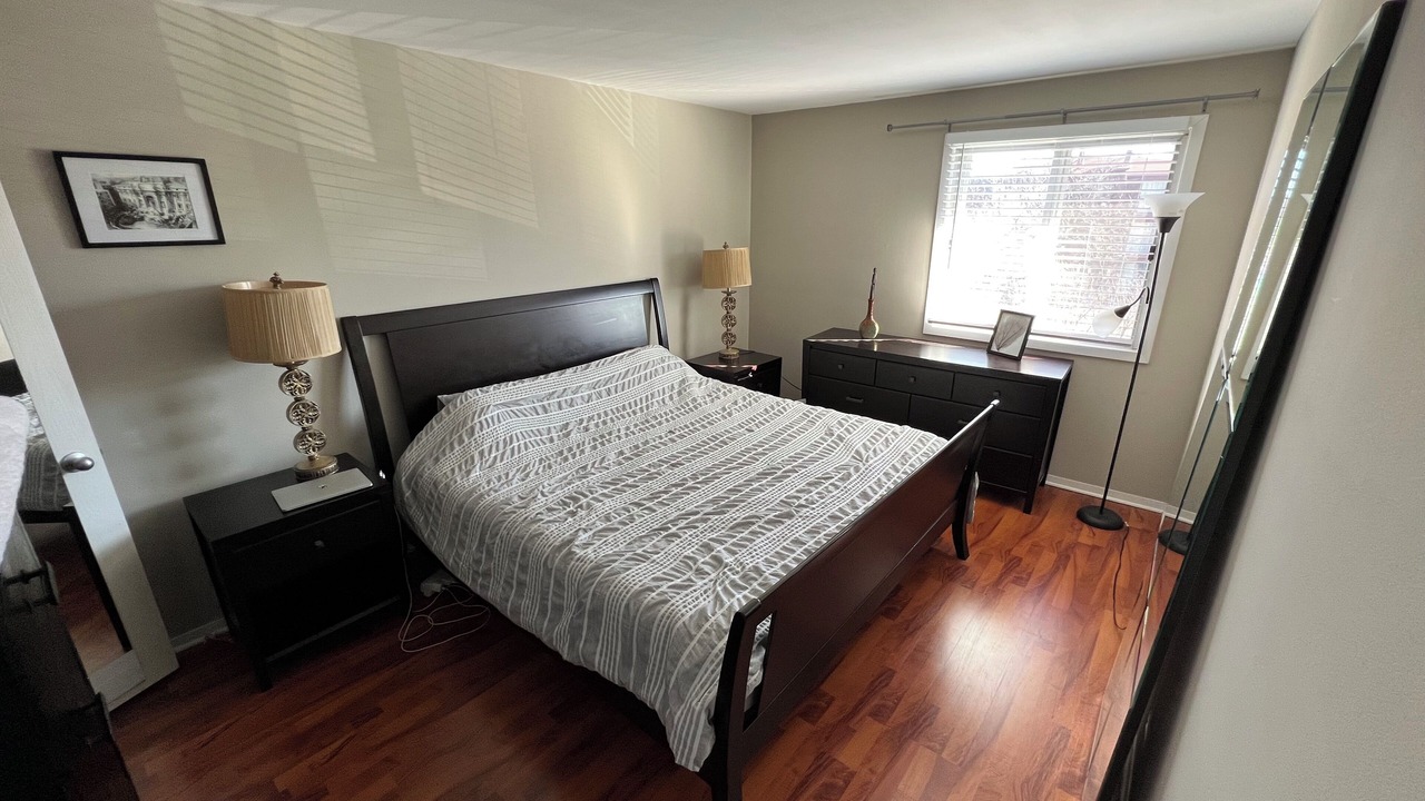 Photo of Bedroom in Glenview