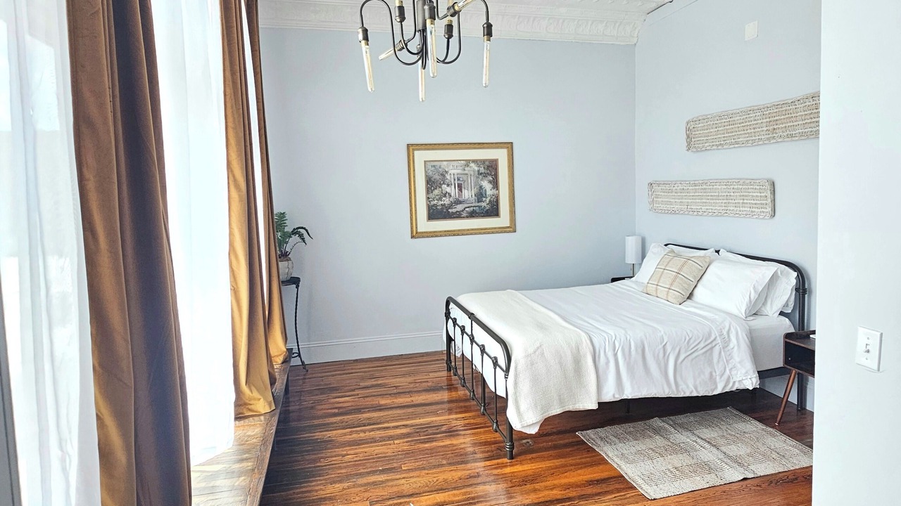 Photo of Bedroom in Charleston
