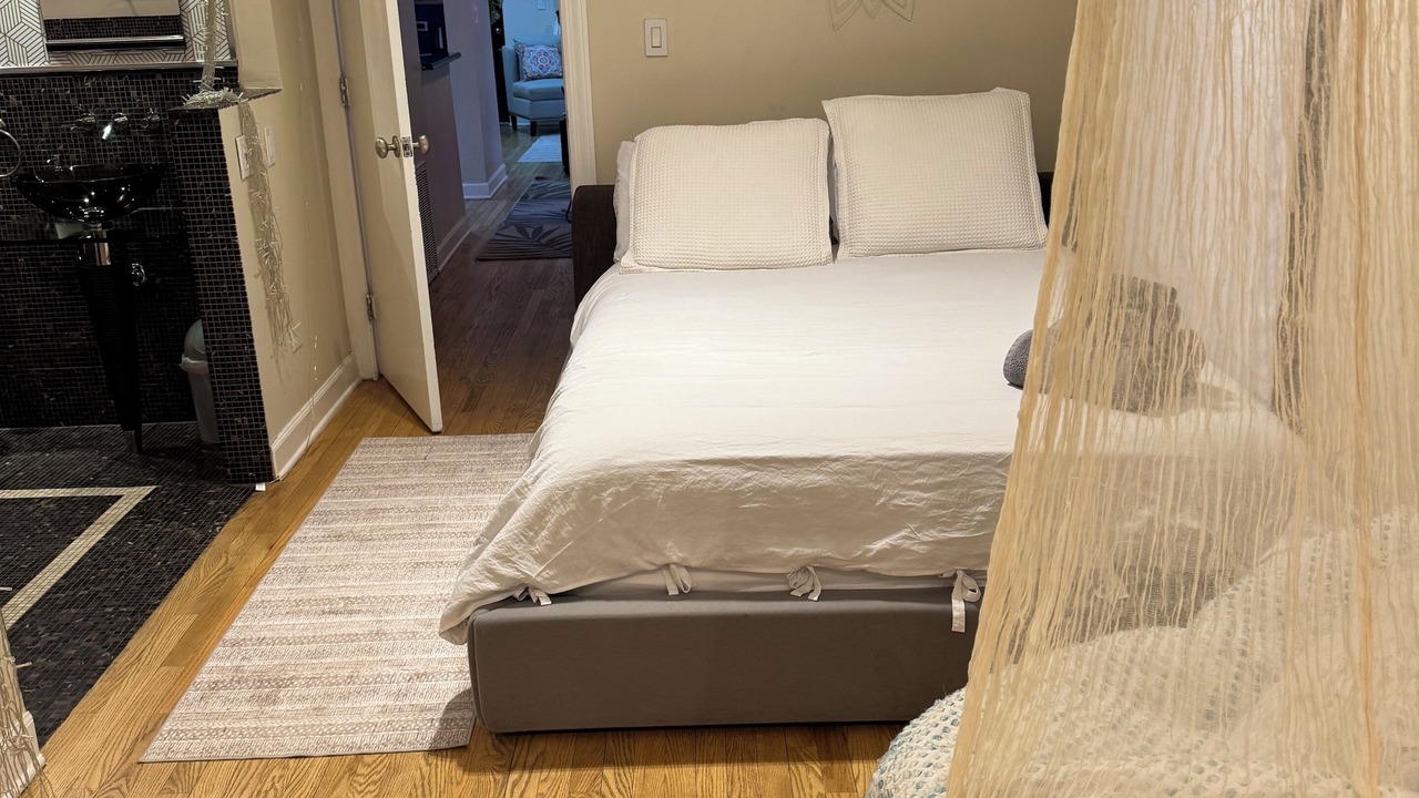 Photo of Bedroom in West Town