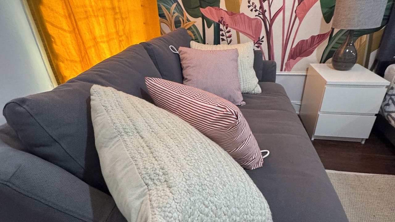 Photo of Livingroom in Lincoln Park