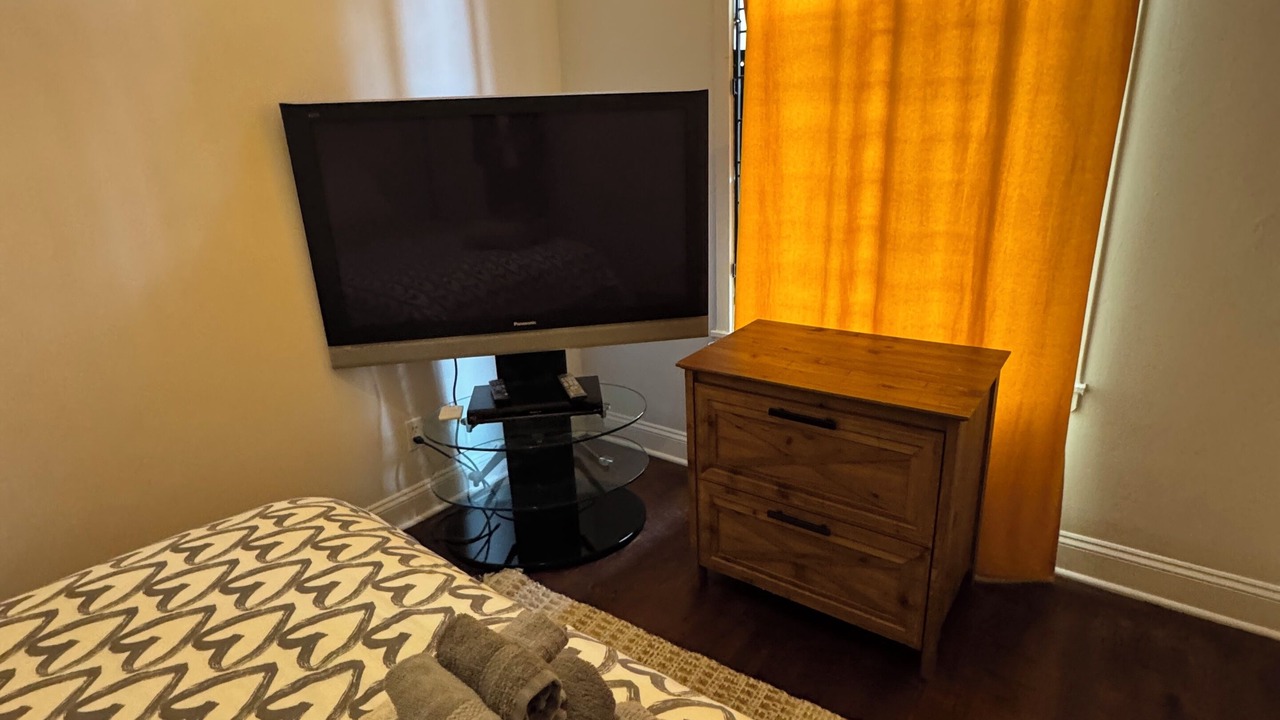 Photo of Bedroom in Lincoln Park
