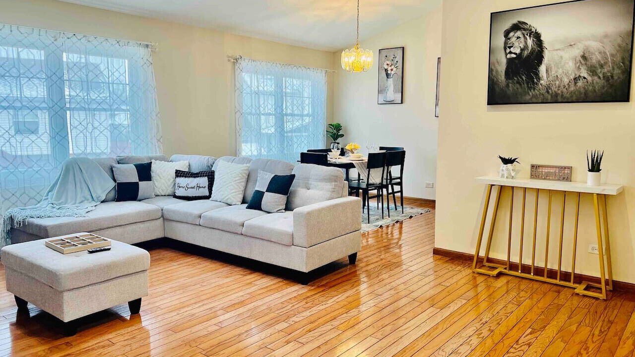 Photo of Livingroom in Streamwood