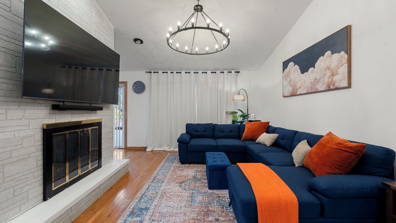 Photo of Livingroom in Des Plaines