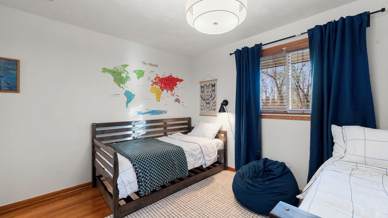 Photo of Bedroom in Des Plaines
