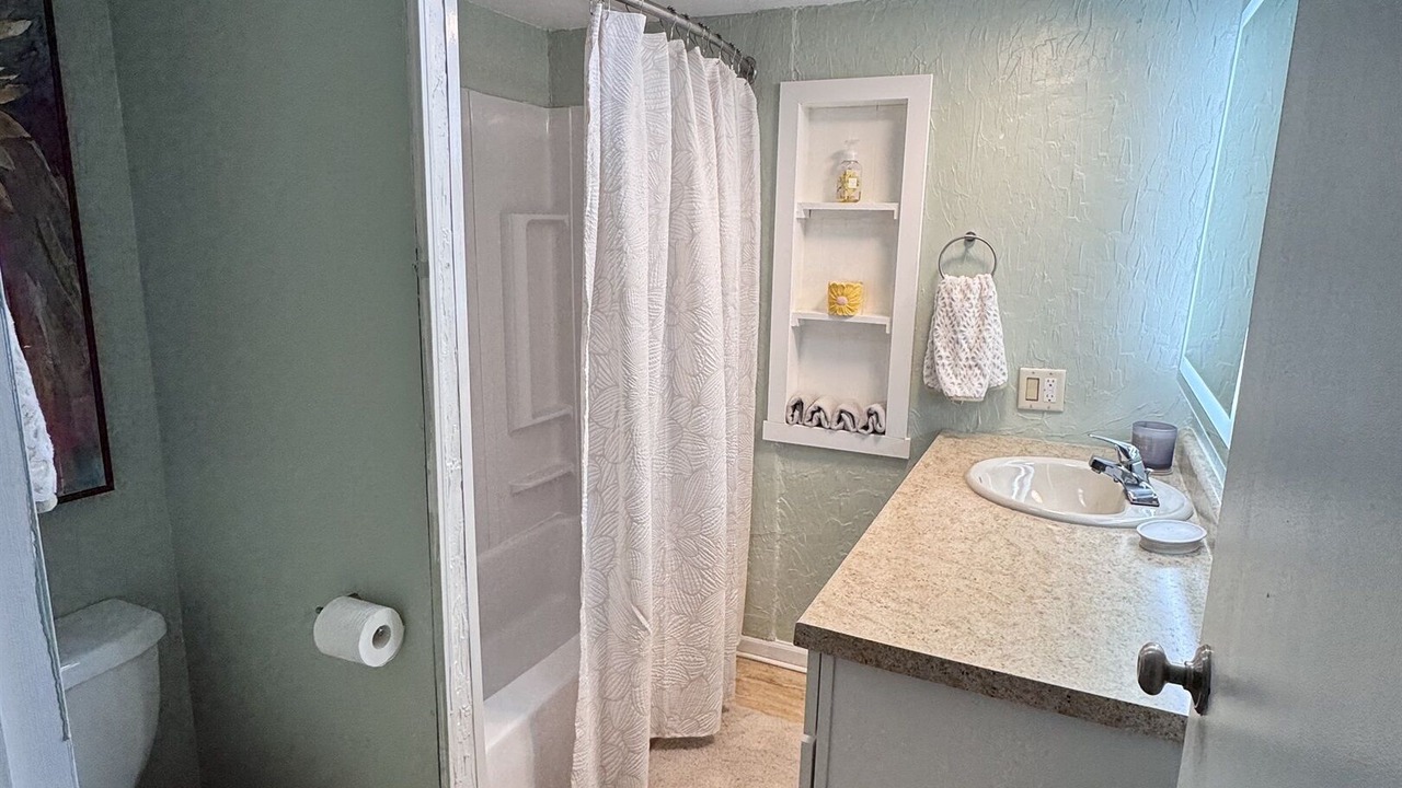Photo of Bathroom in Goreville