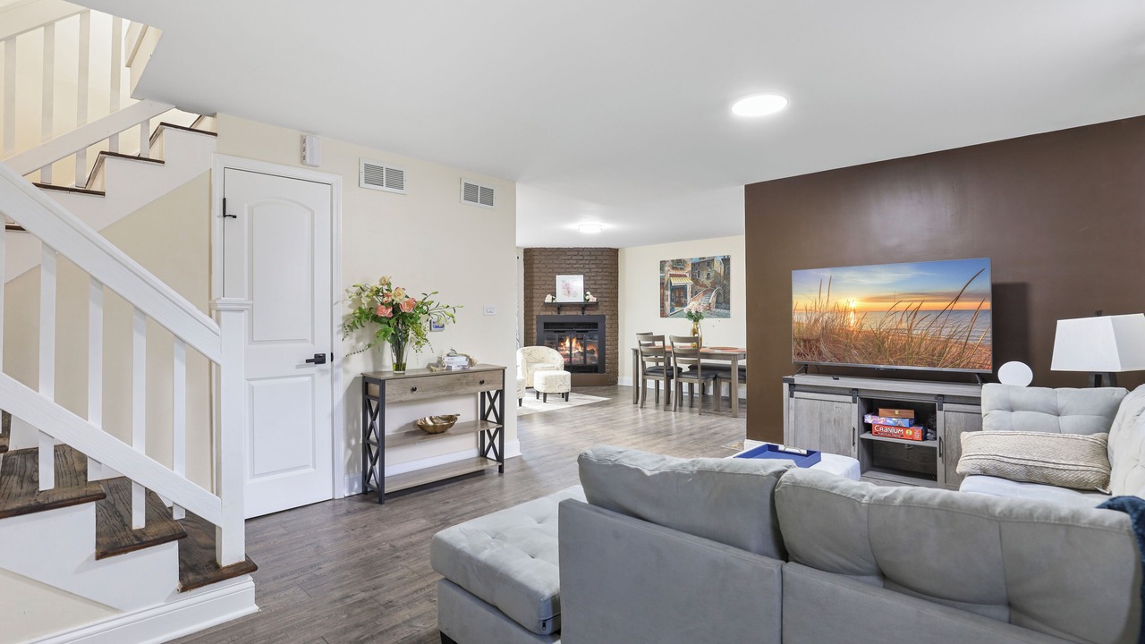 Photo of Livingroom in Des Plaines