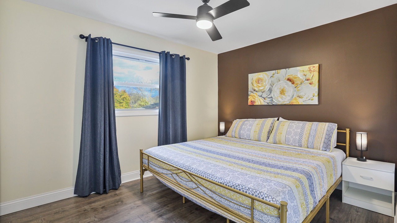 Photo of Bedroom in Des Plaines