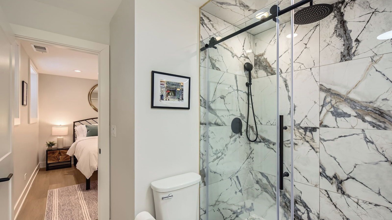 Photo of Bathroom in Andersonville