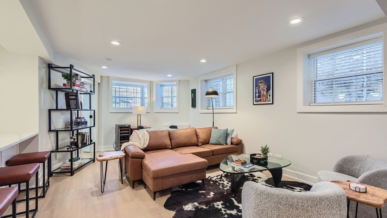 Photo of Livingroom in Andersonville