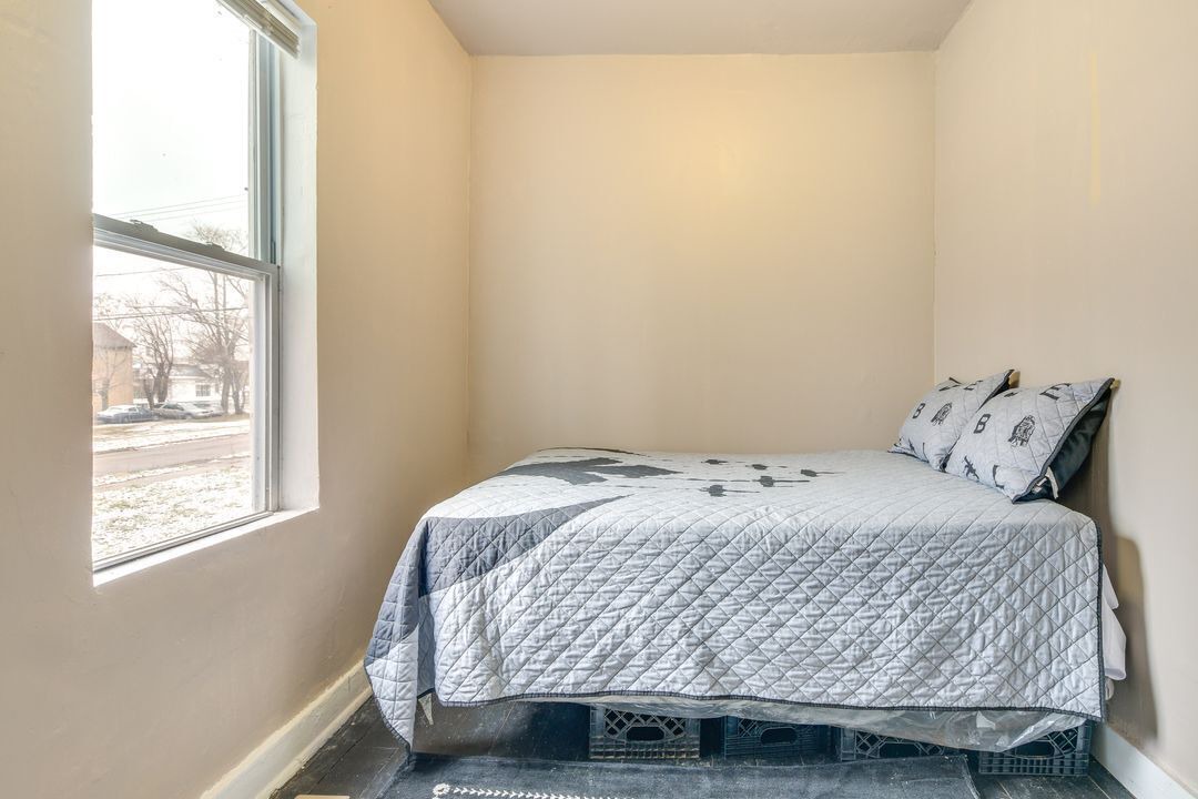 Photo of Bedroom in Back of the Yards