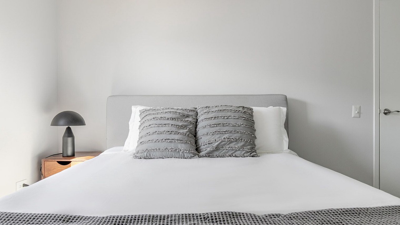 Photo of Bedroom in Rush and Division