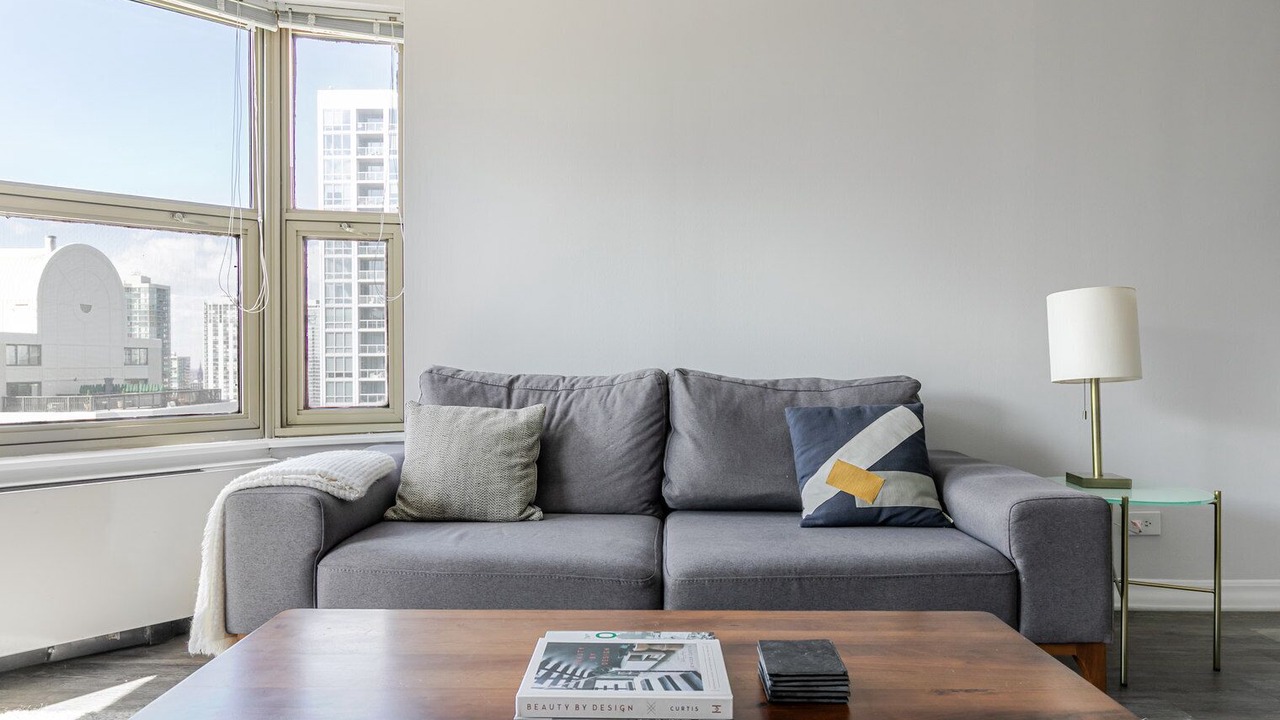 Photo of Livingroom in Rush and Division