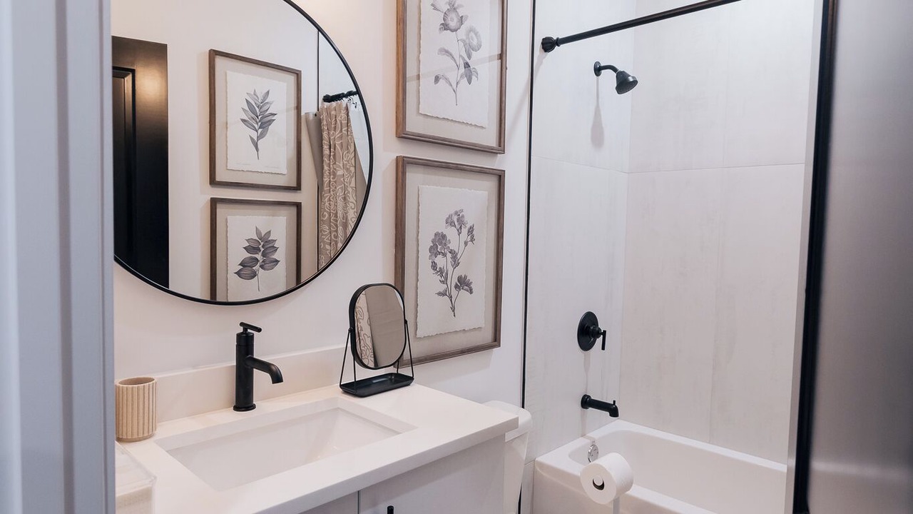Photo of Bathroom in Woodlawn