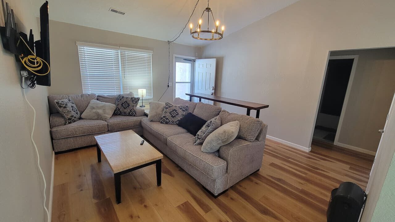 Photo of Livingroom in Pontoon Beach