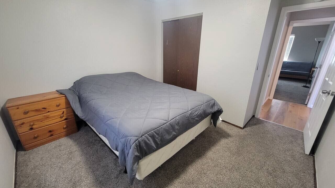 Photo of Bedroom in Pontoon Beach