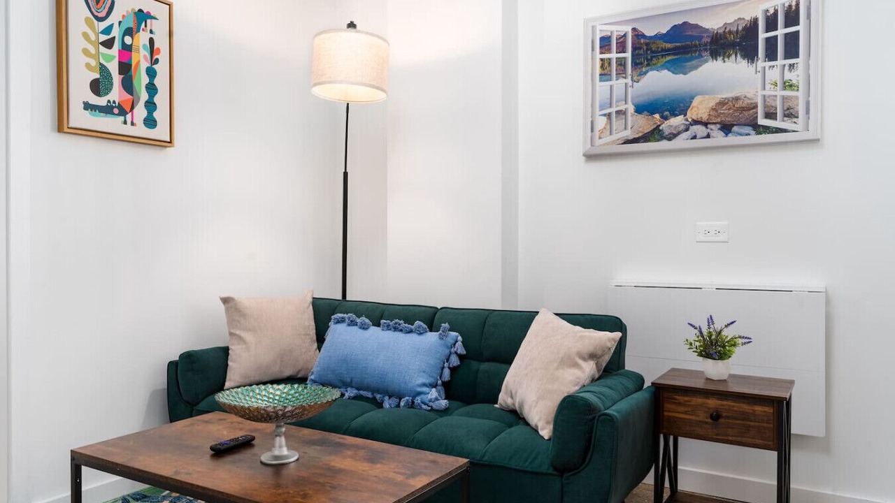 Photo of Livingroom in Uptown
