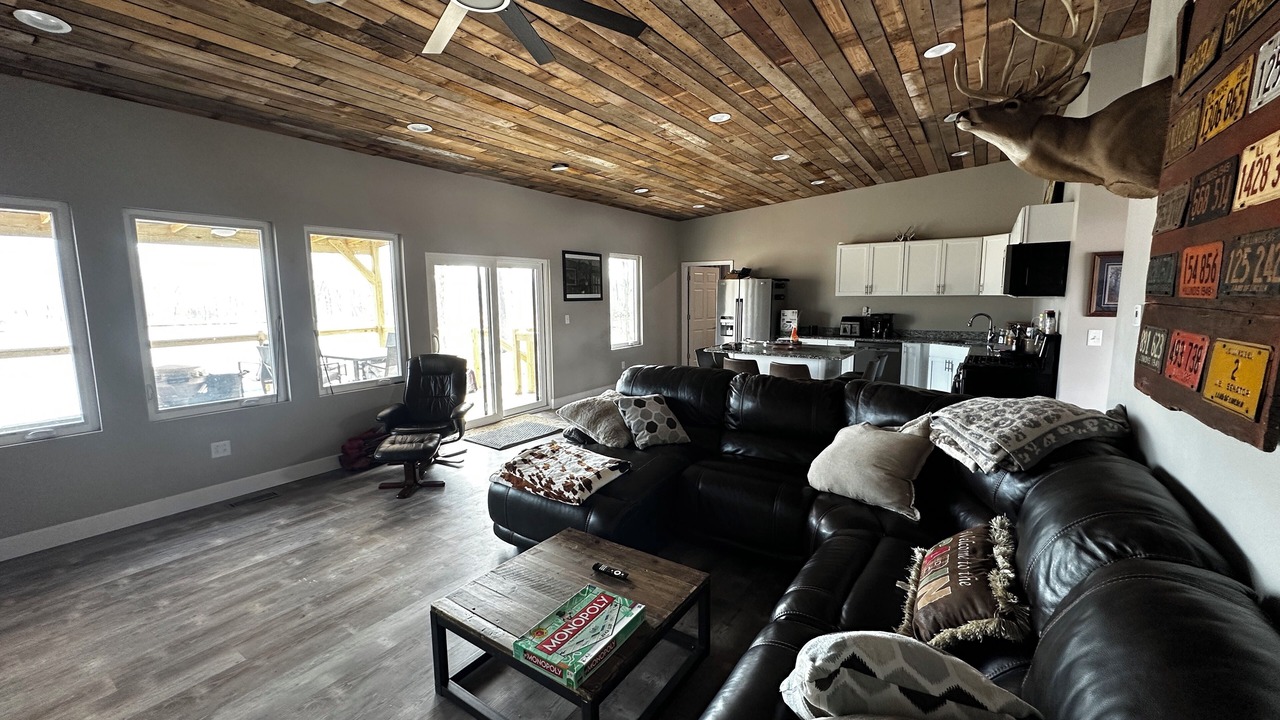 Photo of Livingroom in Loogootee
