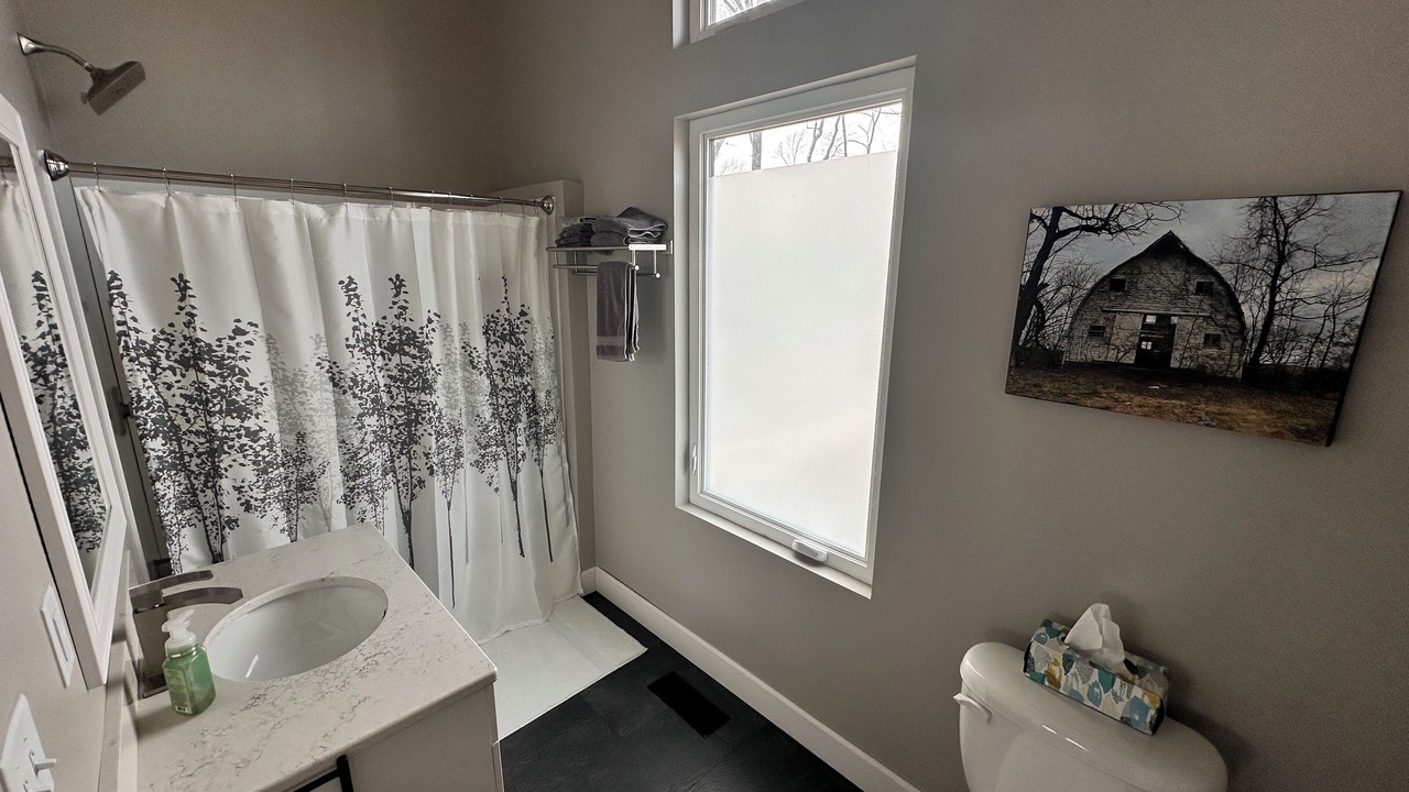 Photo of Bathroom in Loogootee