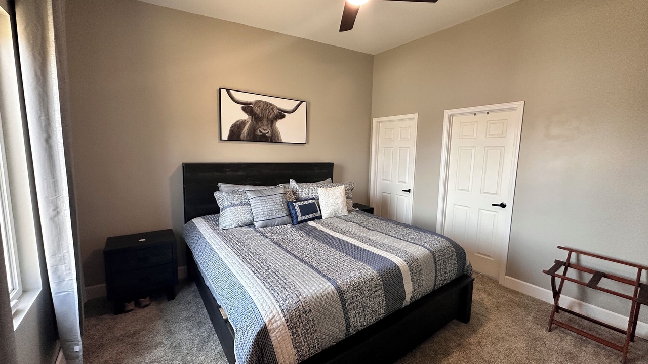 Photo of Bedroom in Loogootee