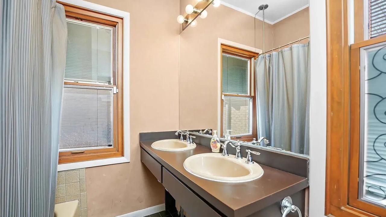 Photo of Bathroom in Ottawa