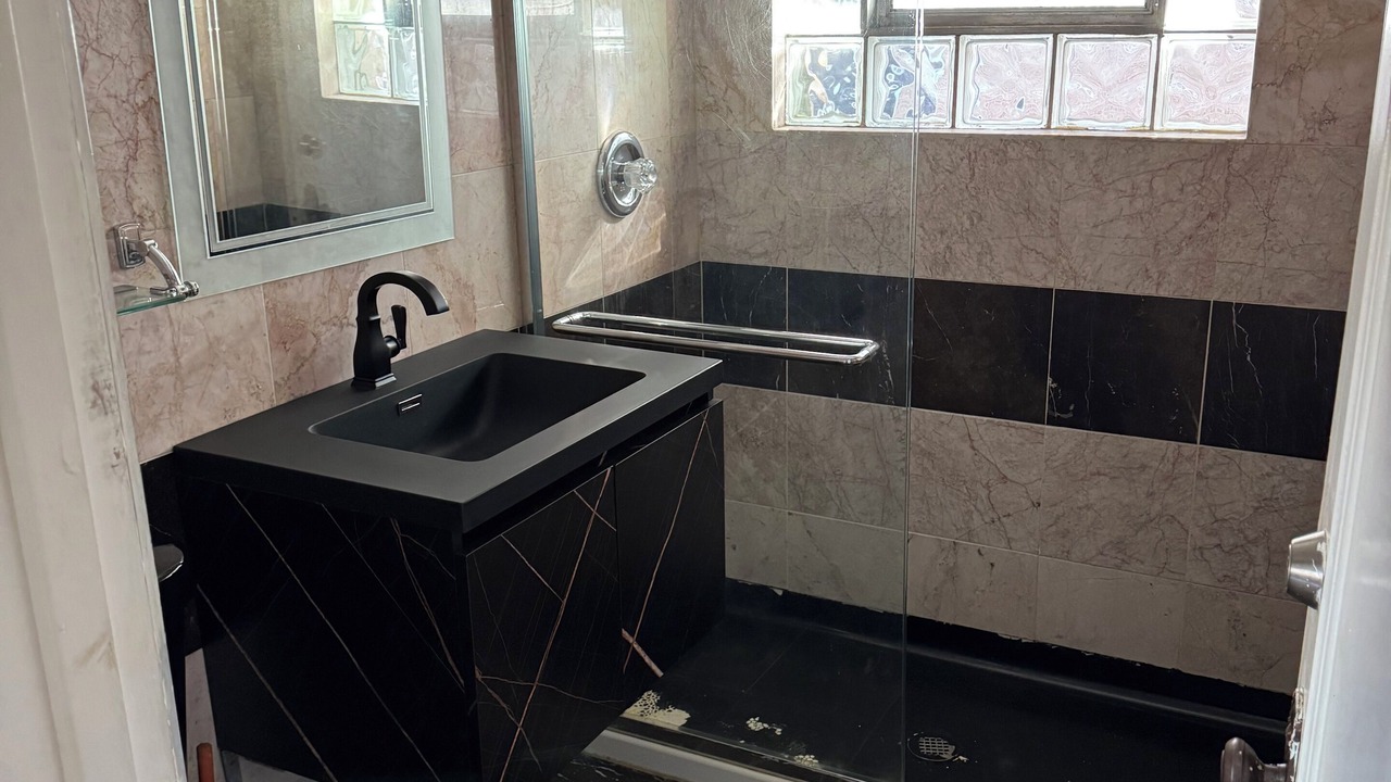 Photo of Bathroom in Chicago Lawn