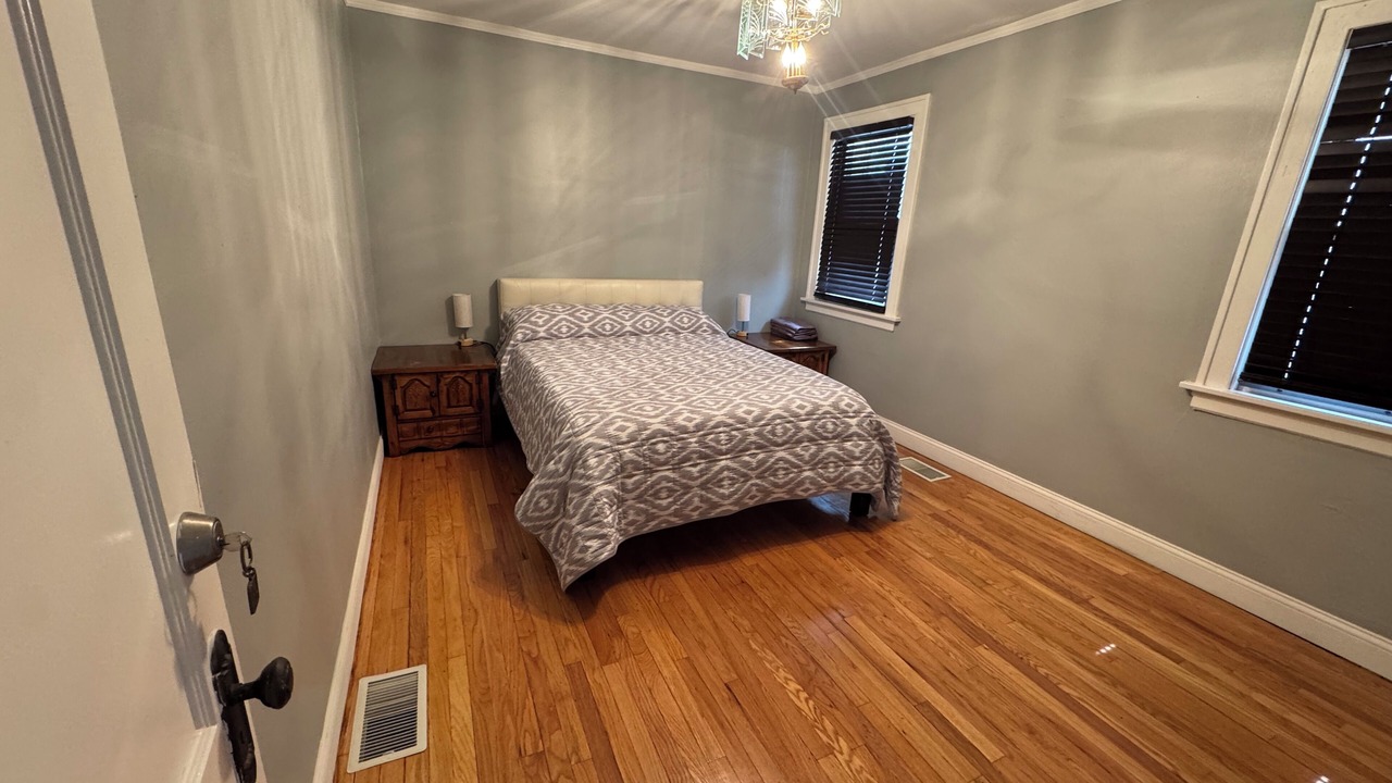 Photo of Bedroom in Chicago Lawn