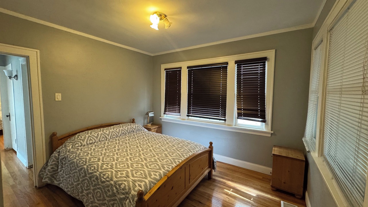 Photo of Bedroom in Chicago Lawn