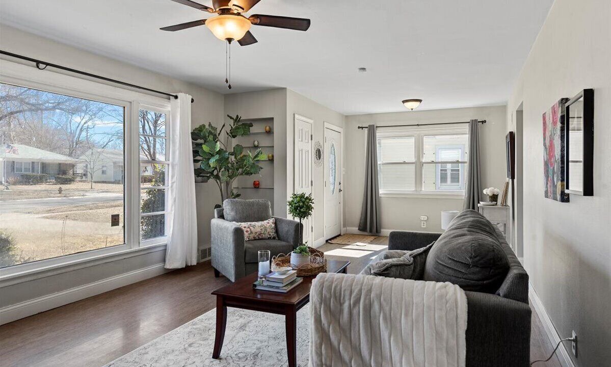 Photo of Livingroom in Springfield