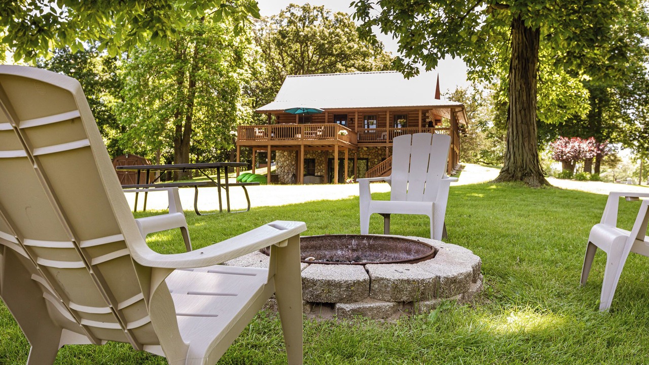 Photo of Outdoor in Fulton County