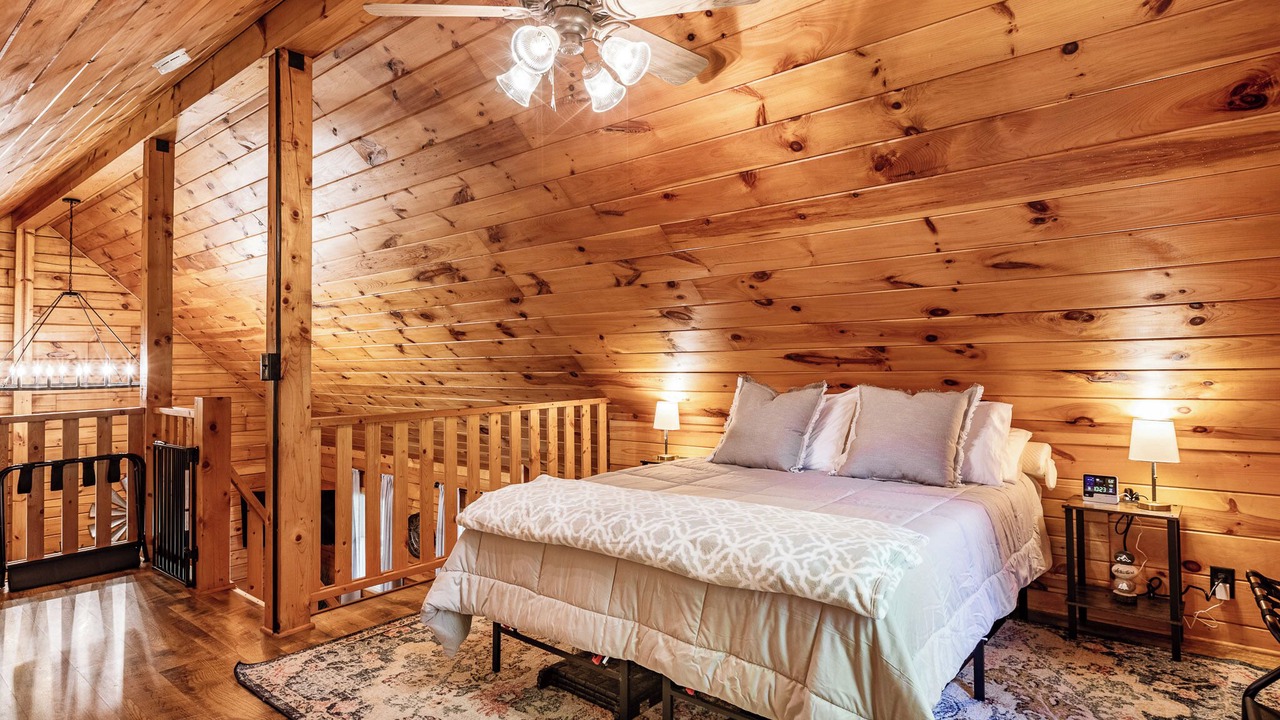 Photo of Bedroom in Fulton County