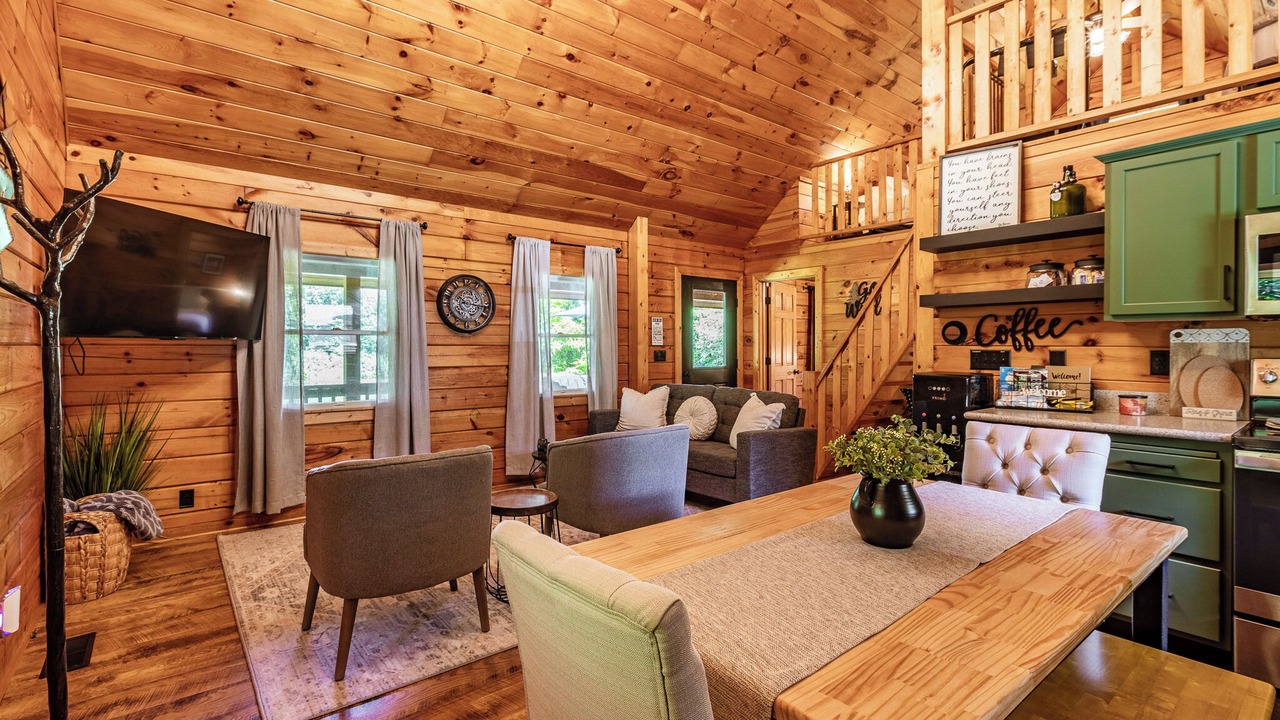 Photo of Livingroom in Fulton County