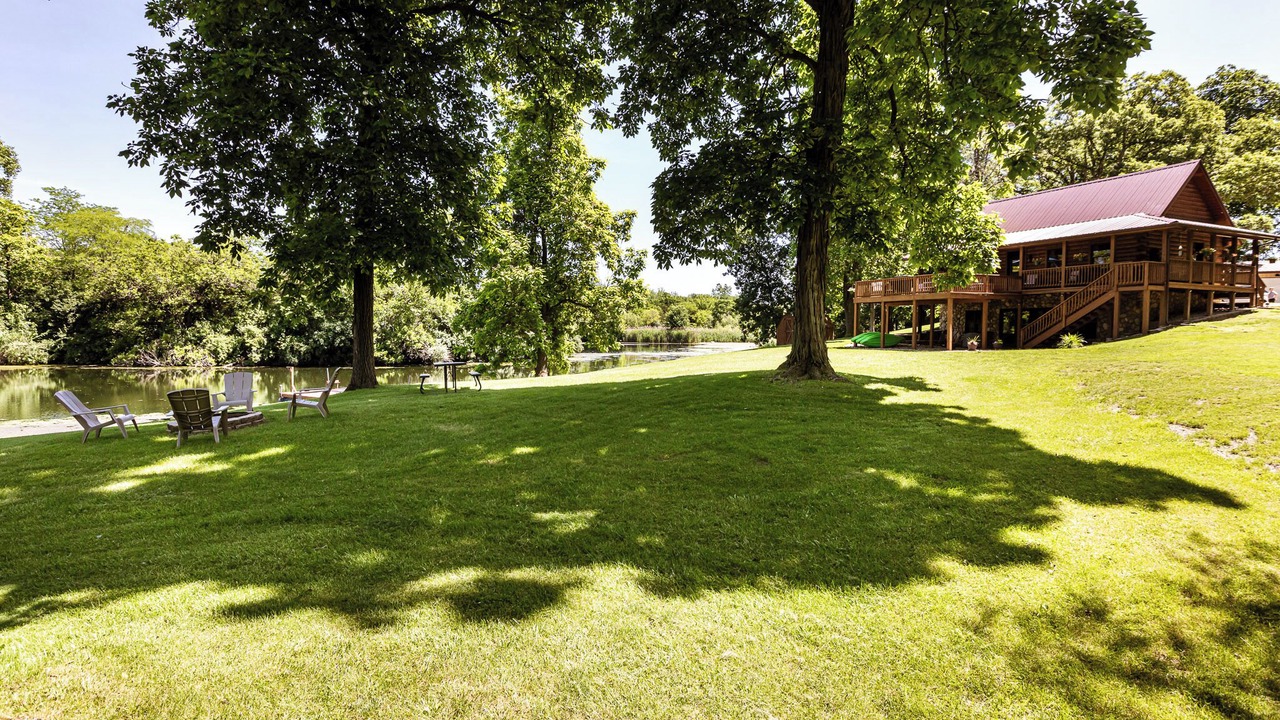 Photo of Outdoor in Fulton County