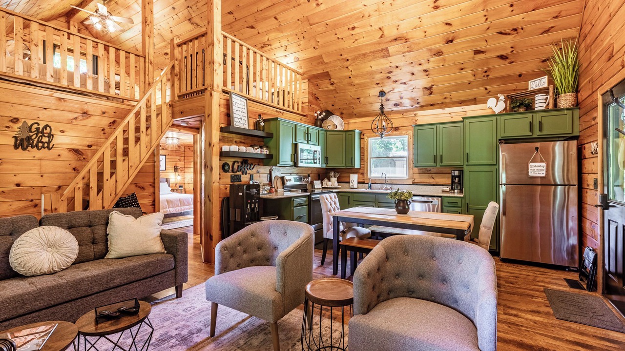 Photo of Livingroom in Fulton County